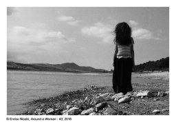 14_Around-a-Woman-43_014